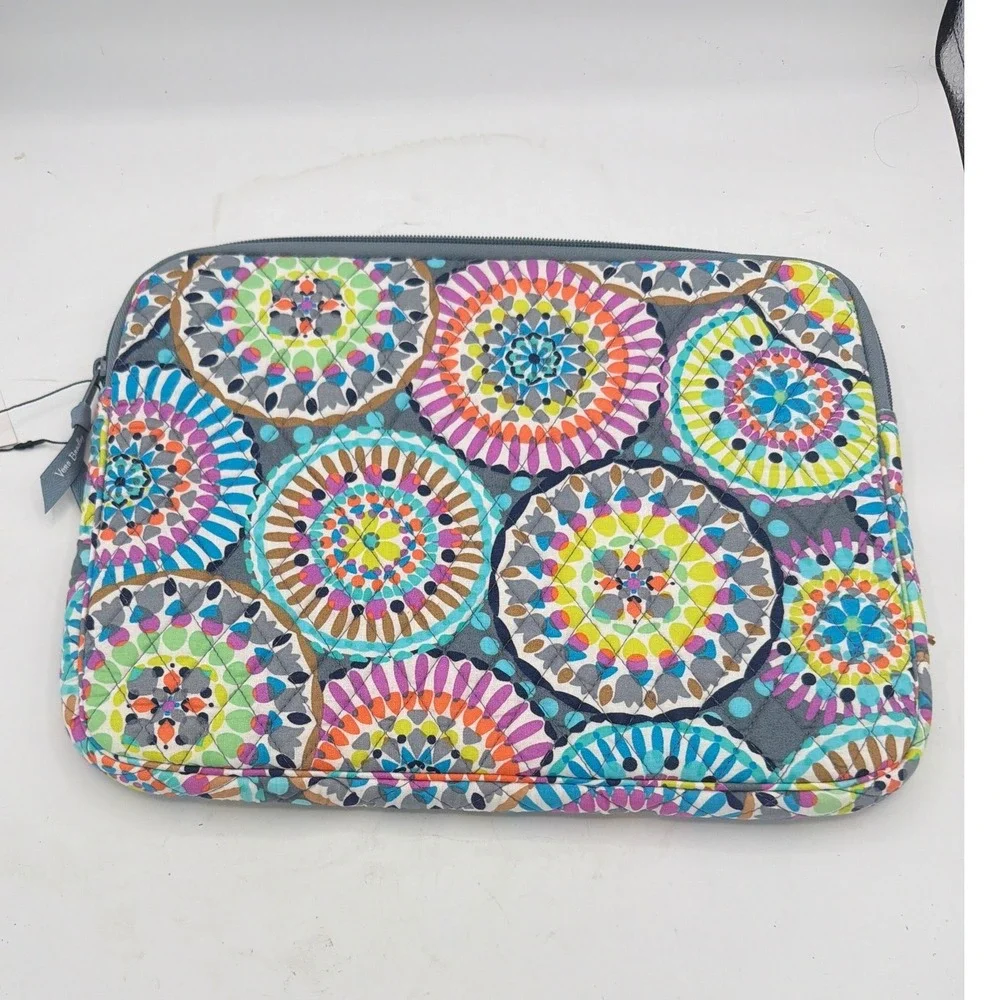 Vera Bradley Sunny Medallion Quilted Cotton Laptop Sleeve Case Zip NWT